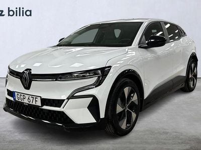 Vit Begagnad 2022 Renault Mégane IV Equilibre Halvkombi | 229 900 kr (Bra pris)