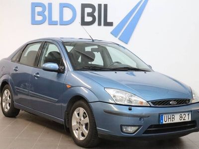 begagnad Ford Focus Sedan 2.0 Ghia Euro 4 M-VÄRMARE DRAG 130HK