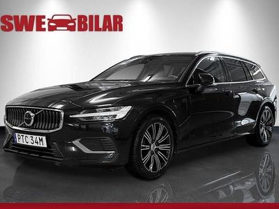 Svart Begagnad 2023 Volvo V60 Core Kombi | 359 900 kr (Marknadspris)
