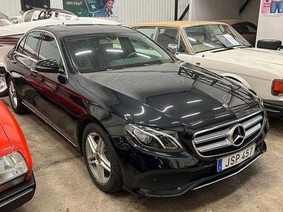 Svart Begagnad 2017 Mercedes E220 Avantgarde Sedan | 149 900 kr