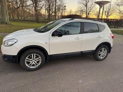 Begagnad Nissan Qashqai 141 HK (103 kW) 2013 SUV