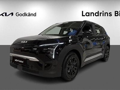 Svart Begagnad 2024 Kia EV3 SUV | 369 300 kr