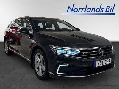 Grå Begagnad 2020 VW Passat GTE Kombi | 179 000 kr (Marknadspris)