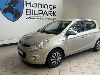 begagnad Hyundai i20 PÅSKÖPPET 1,4 AUTOMAT LÅGMILARE 2012, Halvkombi