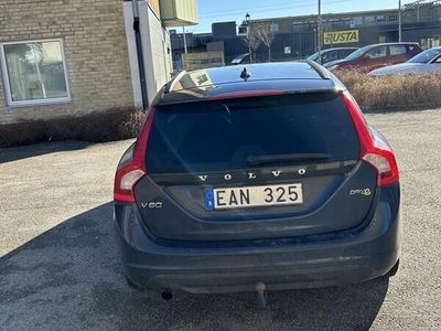 begagnad Volvo V60 D2 Powershift Kinetic Euro 5