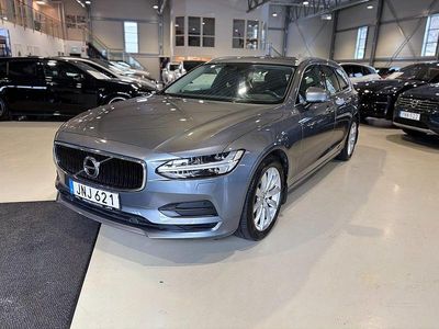 Begagnad Volvo V90 Momentum 190 HK (139 kW) 2018 Grå metallic Kombi
