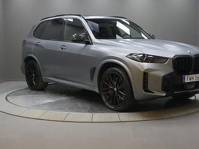 Grå Begagnad 2024 BMW X5 M Sport SUV | 1 119 000 kr