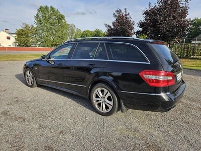 Mercedes E220