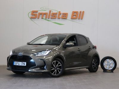 begagnad Toyota Yaris Hybrid Active Plus KAMERA ACC CARPLAY 116hk