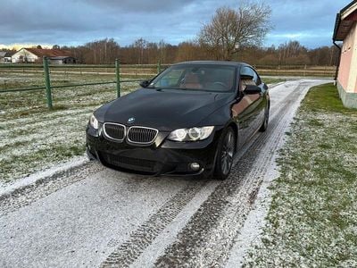 Black sapphire met Begagnad 2008 BMW 325 Cabriolet Cab | 129 000 kr