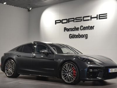 Porsche Panamera 4S