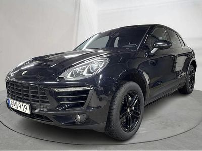Svart Begagnad 2015 Porsche Macan SUV | 270 000 kr