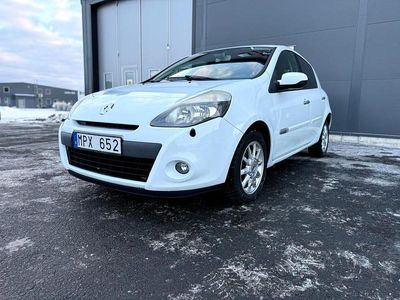 Begagnad Renault Clio R.S. 75 HK (55 kW) 2011 Halvkombi