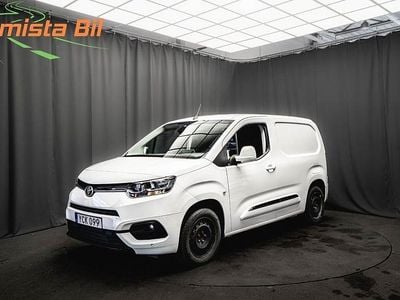 Begagnad Toyota Proace City City 131 HK (96 kW) 2020 Vit Minibuss