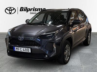 Begagnad Toyota Yaris Cross Active 92 HK (67 kW) 2022 Mörkgrå SUV