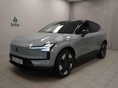 Grå Begagnad 2025 Volvo EX30 Performance SUV | 449 900 kr (Lite dyr)