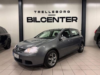 Mörkgrå Begagnad 2006 VW Golf V Sportline Halvkombi | 39 900 kr (Marknadspris)