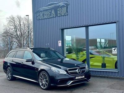 Begagnad Mercedes E63 AMG AMG 593 HK (436 kW) 2015 Svart