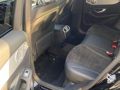 Begagnad Mercedes GLC220 170 HK (125 kW) 2018 Chrome svart