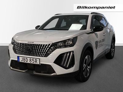 Vit Begagnad 2024 Peugeot 2008 Allure SUV | 319 500 kr (Lite dyr)