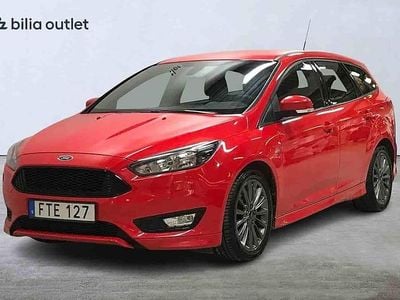 Röd Begagnad 2017 Ford Focus Kombi | 94 900 kr