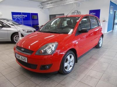 Begagnad Ford Fiesta 81 HK (59 kW) 2008 Röd (colorado red) Halvkombi