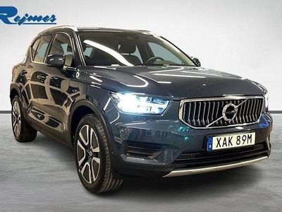 Begagnad Volvo XC40 Inscription 180 HK (132 kW) 2022 Denim blue metallic SUV