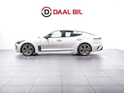 Vit Begagnad 2017 Kia Stinger GT Halvkombi | 289 700 kr (Marknadspris)