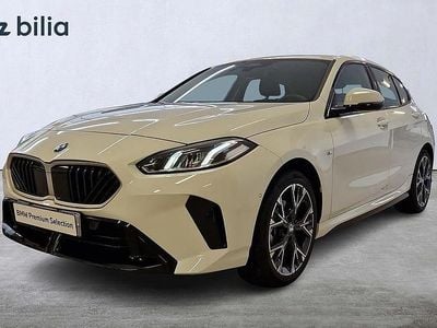 Begagnad BMW 120 M Sport 170 HK (125 kW) 2024 Vit Halvkombi