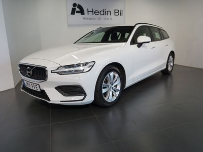 begagnad Volvo V60 D3 AWD Geartronic Momentum, Advanced Edition / Navigation - 150hk
