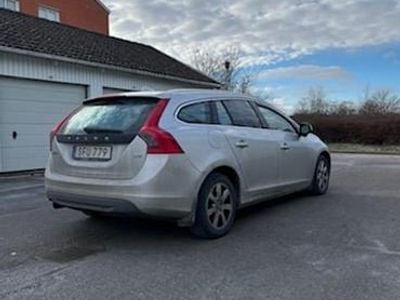 Begagnad 2011 Volvo V60 Kombi | 68 500 kr (Marknadspris)