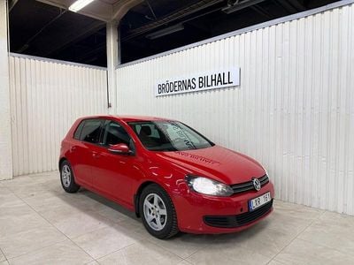 Begagnad VW Golf VII 105 HK (77 kW) 2011 Röd Halvkombi
