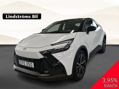 Vit Begagnad 2024 Toyota C-HR Executive SUV | 419 900 kr (Lite dyr)