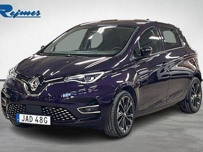 Begagnad Renault Zoe Iconic 100 kW (136 HK) 2022 Lila Halvkombi