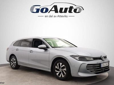 Silver Begagnad 2024 VW Passat Kombi | 338 500 kr (Marknadspris)