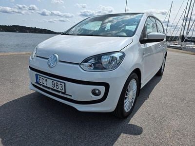 Vit Begagnad 2014 VW up! high up! Halvkombi | 75 000 kr