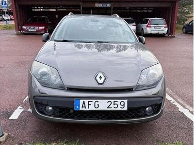 Grå Begagnad 2010 Renault Laguna GrandTour Kombi | 55 000 kr (Lite dyr)