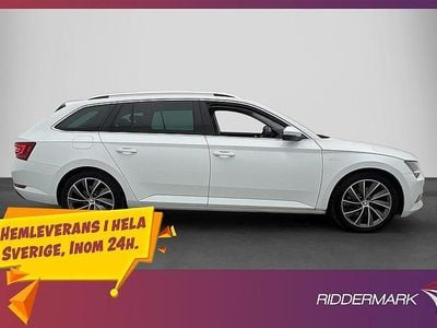 Vit Begagnad 2018 Skoda Superb Kombi | 159 900 kr (Marknadspris)