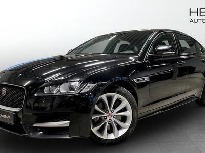 Svart (black) Begagnad 2018 Jaguar XF R-Sport Sedan | 184 700 kr