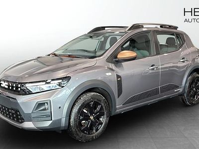 Grå Ny 2025 Dacia Sandero Stepway Halvkombi | 259 900 kr (Marknadspris)