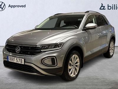 Silver Begagnad 2024 VW T-Roc SUV | 289 000 kr (Marknadspris)