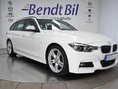 Vit Begagnad 2019 BMW 320 M Sport Kombi | 224 500 kr (Marknadspris)