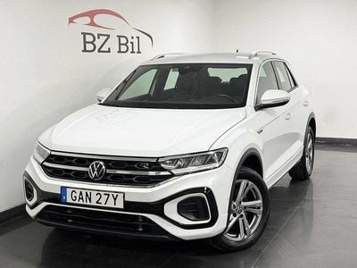 Vit Begagnad 2022 VW T-Roc R-line SUV | 254 900 kr (Marknadspris)