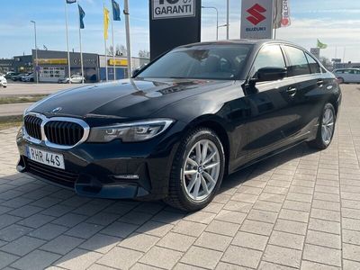 begagnad BMW 330e Sport line Sedan ENDAST 5 2020, Sedan