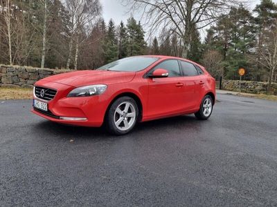 begagnad Volvo V40 T3 Kinetic