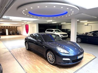 Porsche Panamera 4S