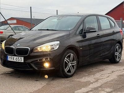 Begagnad BMW 218 Sport Line 150 HK (110 kW) 2016 Mörkbrun Kombi