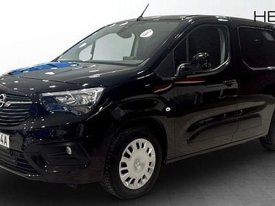 Begagnad Opel Combo 102 HK (75 kW) 2019 Svart Minibuss