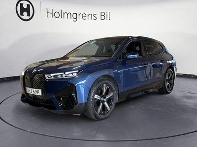 Blå Begagnad 2023 BMW iX Comfort Edition SUV | 719 800 kr (Lite dyr)
