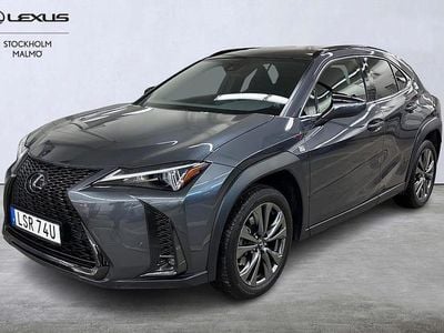 Grå Begagnad 2023 Lexus UX 250h Sport Design Packet SUV | 329 000 kr (Marknadspris)